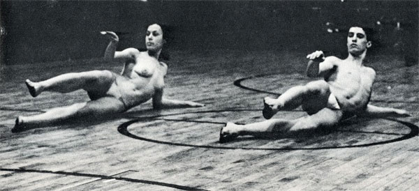 Yvonne Rainer y Steve Paxton. Word Words. Judson Church. Nueva York, 29 de enero de 1963