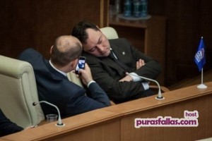 politico-trabajando-fail