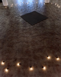 Hatoum_Undercurrent-2004