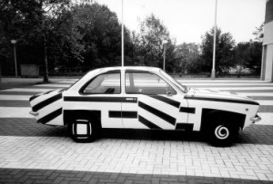 140911-PRO-PFP-main-pr-image-Opel-Kadett-Dazzle-Art-Car-by-Patricia-Van-Lubeck-372x252